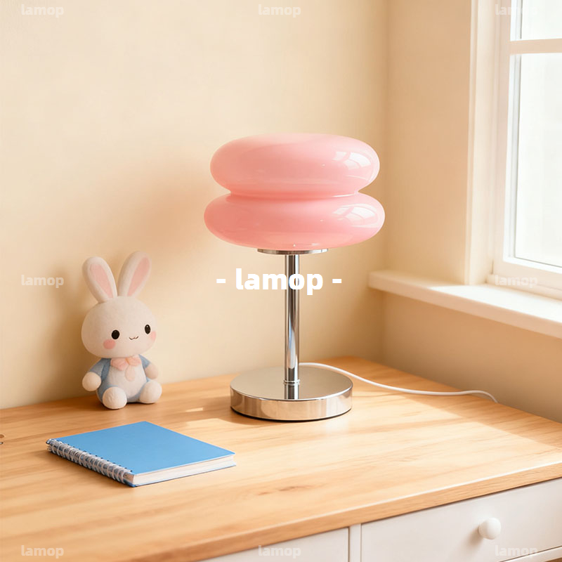 Cream Retro Bedside Table Lamp - đánh giá và giá Lighting Design Decor